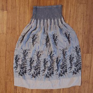 Skirt doubles as maxi mid length dress